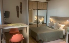 Grands Buffets hébergement Studio Narbonne